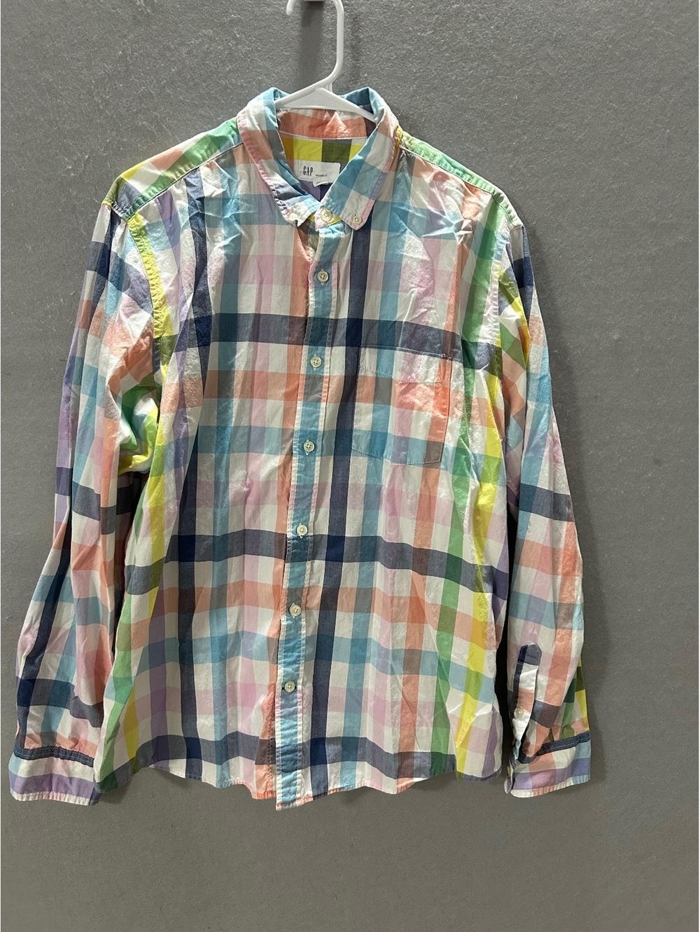 Gap Untucked Fit Pastel Plaid Blue, Purple Pink Long Sleeve Button Up Size XL